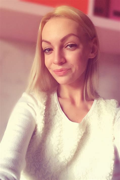 meet nice girl valeriya from russia 24 years old