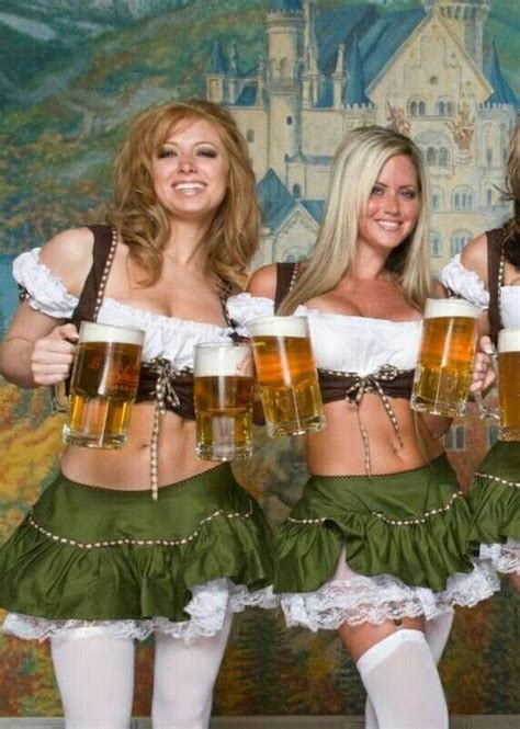 Oktoberfest German Beer Girl Beer Maid Octoberfest Beer