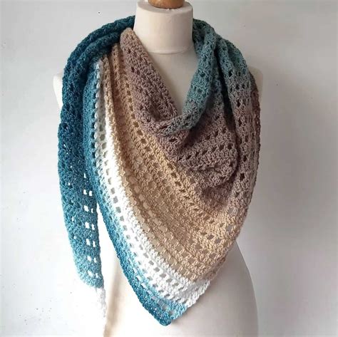 crochet cake yarn shawl  pattern annie design crochet