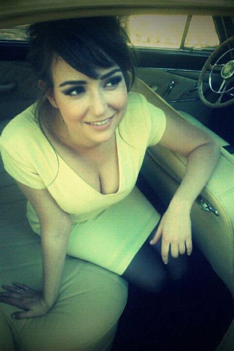 Adorable Girl From The Atandt Commercials Is Milana Vayntrub