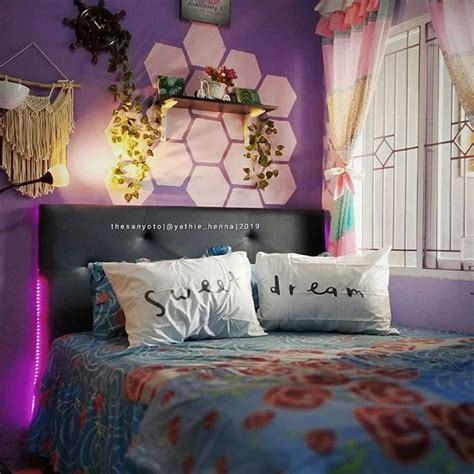 warna cat kamar tidur pink sederhana ukuran kecil remaja