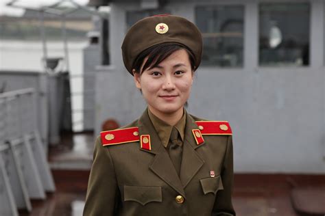 north korean military hairstyle for women wavy haircut