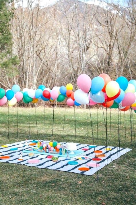 15 ways to throw the best decorated picnic ever via brit co picnic
