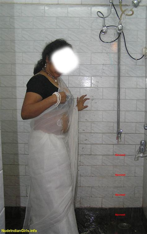 sexy aunty bra under blouse hd pictures aunty remove wet