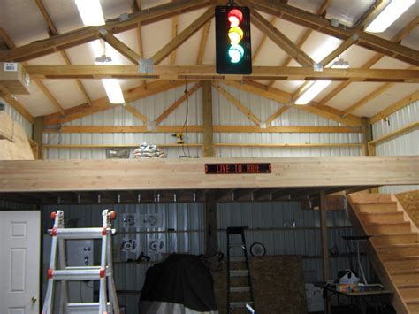loft space     building  pole barn barn apartment garage design