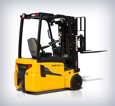 common forklift types classifications