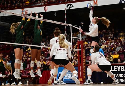 Gophers Volleyball Ousts Southeastern Louisiana Advances In Ncaa