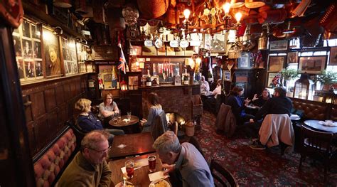 fabulous english pubs  rooms wirtschafts revue