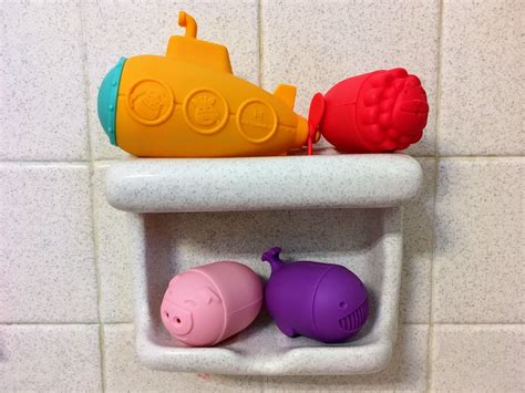 marcus and marcus mold free squirting bath toys are a must