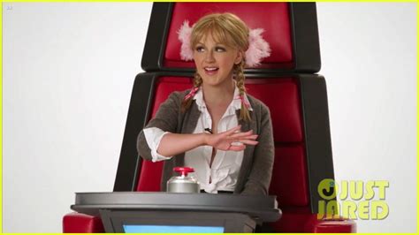Christina Aguilera Hilariously Impersonates Pop Stars For Funny The