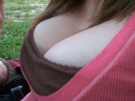 busty amateurs l xl close up cleavage [nn]