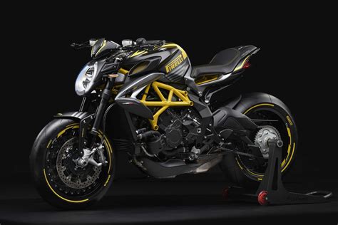 Mv Agusta Presents Dragster 800 Rr Pirelli Bikesrepublic