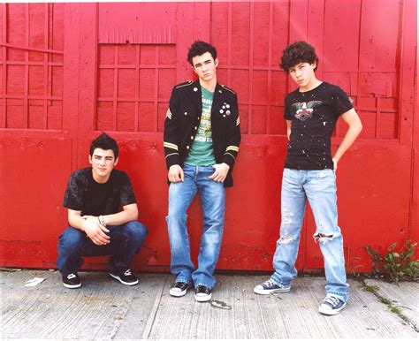 jonas brothers wallpaper  jonas brothers jb photo