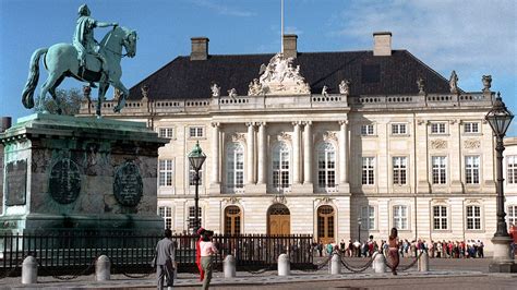 das koenigliche schloss amalienborg das erste royalty daenemark