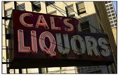 neon cals liquors sign       loop chicago dnainfo