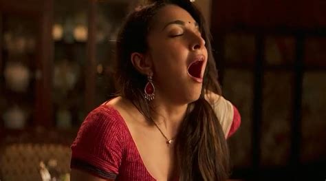 all hot scenes of kiara advani actress from lust stories