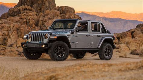 jeep wrangler xe  brands  electric vehicle boss hunting