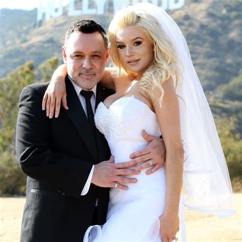 Courtney Stodden 16 Year Old Wedding 51 Year Old Actor Marries 16