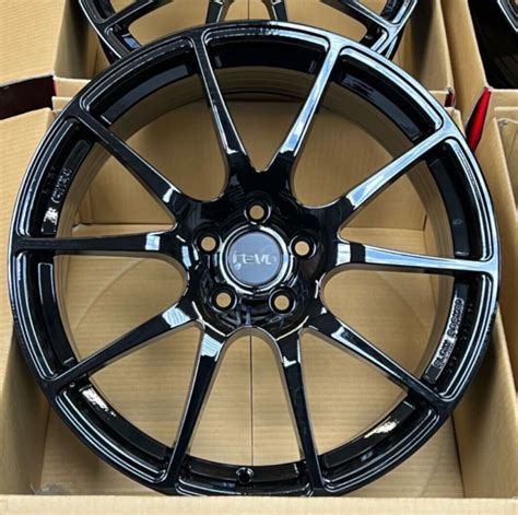mk mk fiesta st alloy wheels revo  rf special edition white wheels  sale  ebay