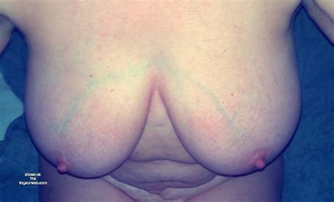 my large tits 32dd moving to 32ee january 2017 voyeur web