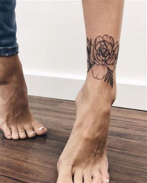40 gorgeous and stunning ankle floral tattoo ideas for
