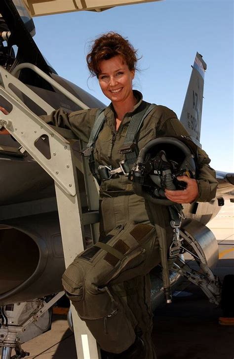photo  beautiful female fighter jets pilots fighter jets world