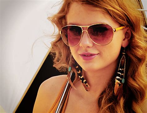 Taylor With Sunglasses Glasses Taylor Swift Answers Fanpop