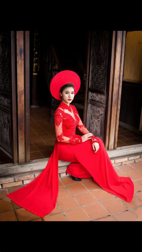 Beautiful Ao Dai Vietnamese Bridal Dress Stunning Vietnamese Ao Dai