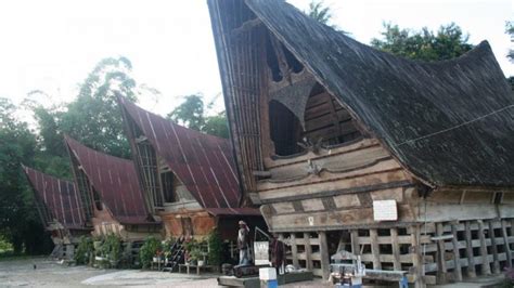 Rumah adat Suku Batak Toba, Sumatra, rumah adat batak nama jenis filosofi ciri khas