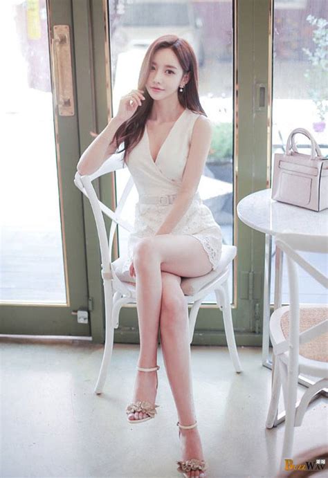 Yoon Ju Stunning South Korean Fashion Model That’s So Captivating Buzzgo