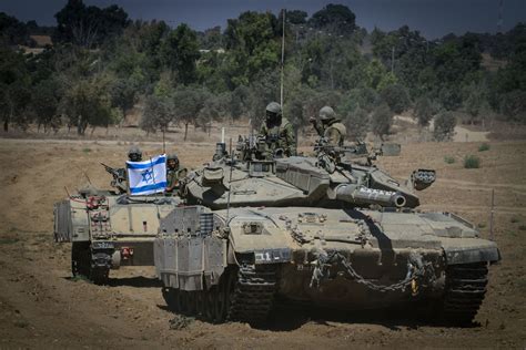 report claims risk  war  israel  hamas rising    side   jewish news