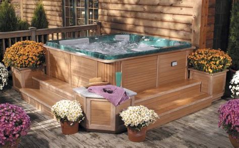 25 Easy Diy Hot Tub Surround Ideas On A Budget To Copy