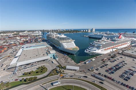 break  world record  cruise guests park west gallery