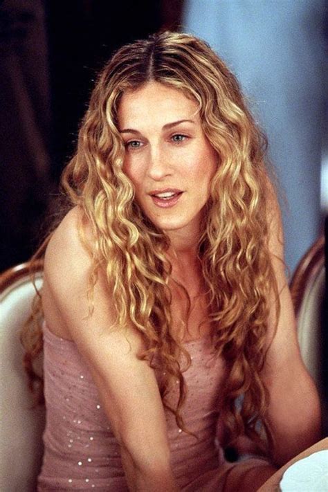 11 times carrie bradshaw made curls look good carrie