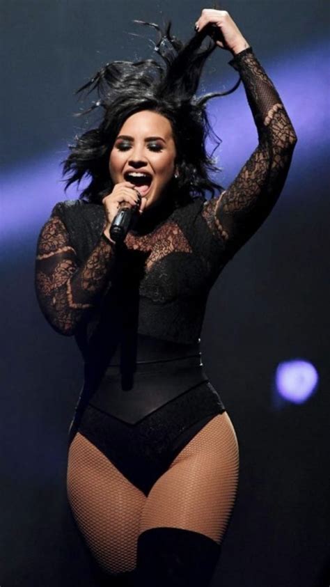 Perfect Curves Demi Demi Lovato Demi Love Demi