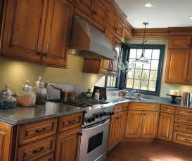 traditional cherry kitchen cabinets diamond cabinetry