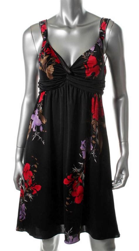 Elie Tahari • Black Silk Floral Print Renee Dress • Small
