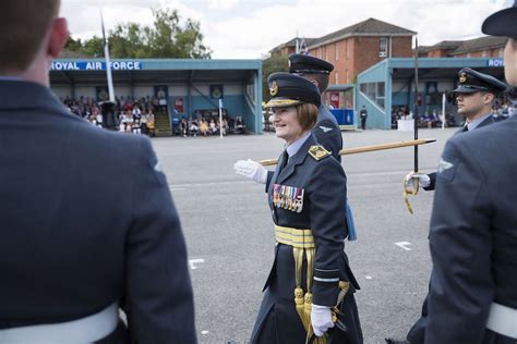Ads Advance Raf Engineer Becomes First Uk Female
