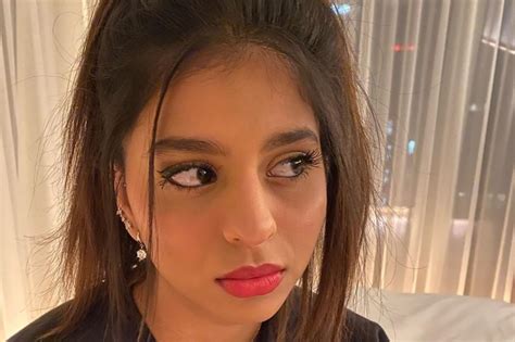 suhana khan s latest pics are breaking the internet see here