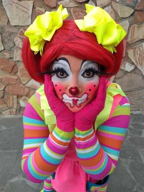 Pin By Bubba Smith On Art Halloween Clown Female Clown Clown Makeup