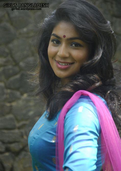 bangladeshi sexy and boobsy beautiful salwar kameez girl ‘shimul ahsan ratree beautiful sexy