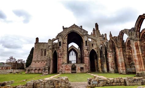 melrose abbey love  scotland