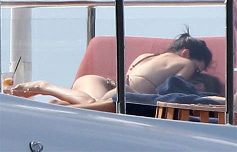 kendall jenner in a bikini 36 photos thefappening