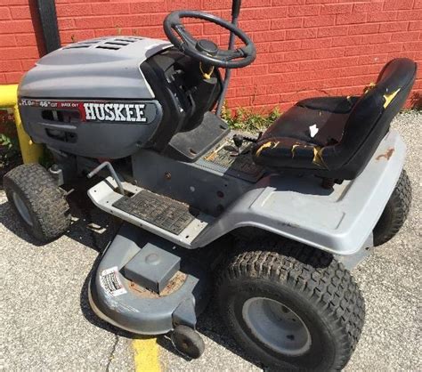 Huskee Lawn Tractor 21 Hp Briggs And Stratton 46 Cut