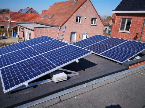 canadian  wp enphase micro omvormers plat dak zonnepanelen solar belgie