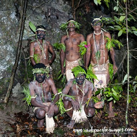 Papua New Guinea The Puri Puri Men Of Tufi Nomadicpixel