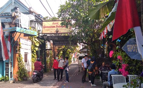 wisata belanja  belajar  kampung batik kauman solo