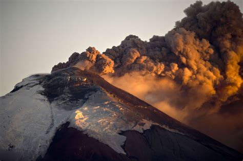 cotopaxi volcano