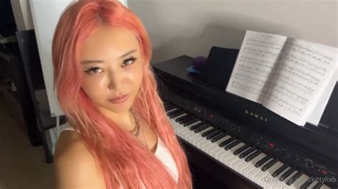 kittylixo taking piano lesson and anal fucking 7