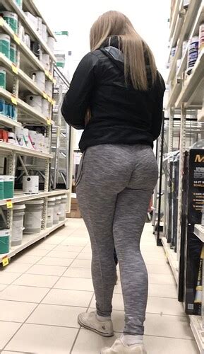 Teen Shopping With Her Mom Spandex Leggings And Yoga Pants Forum